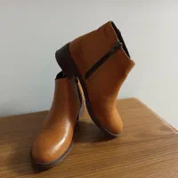 نیم پود چرم پوشیده نشده|کیف، کفش، کمربند|فردیس, خیام غربی|دیوار