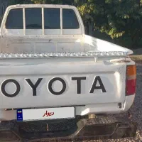 تویوتا هایلوکس تک کابین