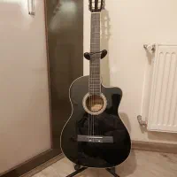 گیتار مشکی کلاریس با کیف و پایه