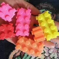 اشتری اسباب بازی خانه سازی