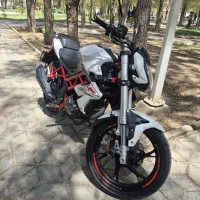 بنلی ۱۵۰ نیوفیس