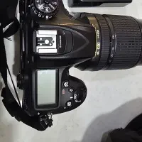 نیکون D7200 با لنز 18-140