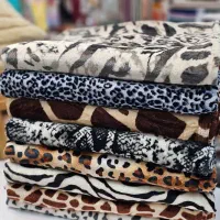 پتوی طرح پوستی یک نفره|رختخواب، بالش، پتو|چالوس, |دیوار