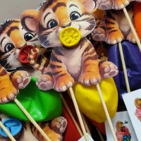 گیفت مدرسه . تولد