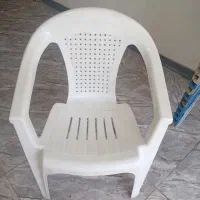 صندلی پلاستیکی