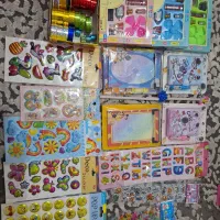 تعدادی لوازم تحریر نو