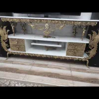 ساعت و میز تی وی