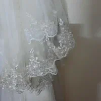 لباس عروس کار شده همراه با تور سر کارشده|لباس|تهران, والفجر (افسریه)|دیوار