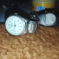 ساعتهای قدیمی وپول