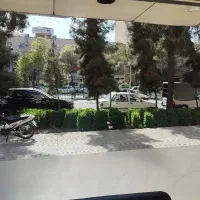 200متر-تجاری-بر-خیابان-تمامی-مشاغل-چهارباغ-بالا