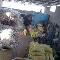 کار در آسیاب بطری نوشابه خانواده