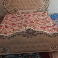 یک عدد تخت دونفره شیک با تشک طبی|تخت و سرویس خواب|کرمان, |دیوار