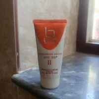 ضدآفتاب بتیس