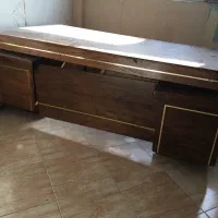میز مدیریت تمام چوب سوییسی