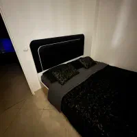 تخت دو نفره به همراه تشک