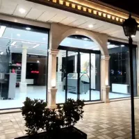 اجاره مغازه سه دهنه. بند روبروی رستوران طومار