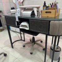 میز ناخنکار