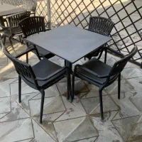 میز و صندلی نظری