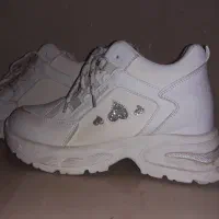 کفش اسپرت زنانه|کیف، کفش، کمربند|شیراز, ستارخان|دیوار