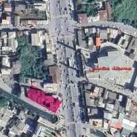 خانه مسکونی یک طبقه حاشیه اصلی مرکز شهر