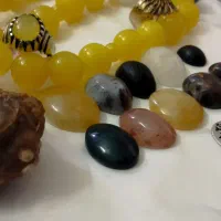 نگین معدنی اصل|کلکسیون اشیاء عتیقه|یزد, |دیوار