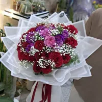 استخدام نیرو خانم گل فروشی