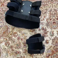 کمربند طبی کمر و ران سمت چپ پا البته قابل جدا شدن