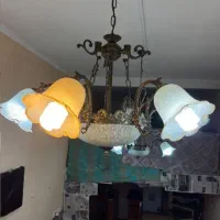 فروش دو عدد لوستر ۳ شاخه ویک لوستر ۶ شاخه