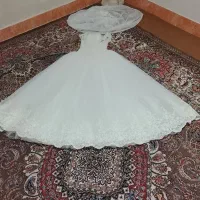 لباس عروس|لباس|دورود, |دیوار