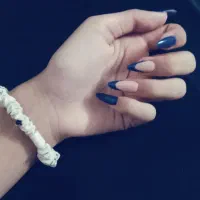 کاشت و ترمیم ناخن با (قیمت منصفانه)