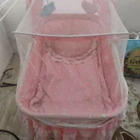 گهواره بچه صورتی درحدنو3200تومن