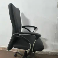 صندلی مدیریتی - مطالعه ای
