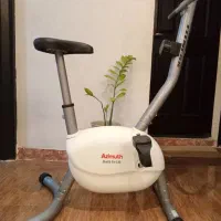 دوچرخه ثابت ورزشی سالم