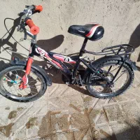 دوچرخه|دوچرخه، اسکیت، اسکوتر|زاوه, |دیوار