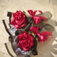 دسته گل برای مناسبت های به یاد ماندنی|گل مصنوعی|خرم‌آباد, |دیوار