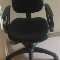 صندلی چرخدار اداری