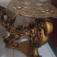 مبل ۷ نفره تمیز همراه جلو مبلی زیبا و دو تا عسلی|مبلمان خانگی و میز عسلی|رشت, نخودچر|دیوار