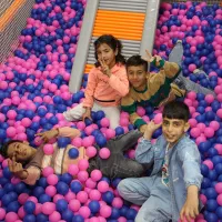 استخدام نیرو خانه بازی وروجک