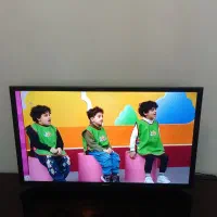 تلویزیون ال ای دی 32 سامسونگ HD در حد نو