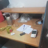 میز اداری پیشخوانی