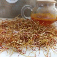 ریشه زعفران طبیعی / مستقیم از کشاورز / عمده