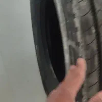 یک جفت لاستیک جینیو