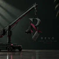 تیم تولید محتوا Revo به مدل نیازمندیم