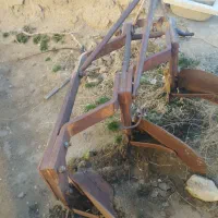 یک عدد بارکش ویک عدد کوتانبفروش میرسد