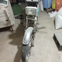 موتور سیکلت 125 به فروش میرسد