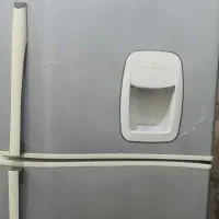 یخچال فروشی