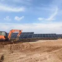 اجرای پنل انرژی خورشیدی