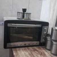 یک دستگاه توستر بزرگ کاملا سالم