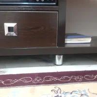 زیر تلویزیون