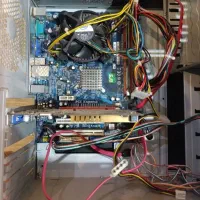 کیث و میز وکیبورد سالم و بدون تعمیر